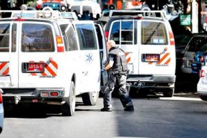 (Terrorisme?) 4 morts dans un hold-up à Beer Sheva, prise d'otage en cours