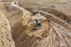 Des milliers de personnes franchissent la barrière sans relâche, Tsahal met en garde contre un scénario similaire à celui du 7 octobre