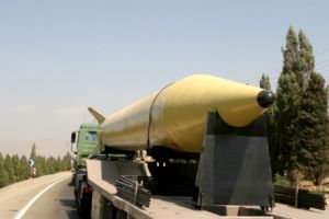 L'Iran teste un missile longue port�e Shahab 3