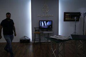 La police perquisitionne les bureaux d'Al Jazeera  Jrusalem