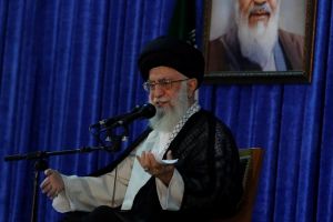 Netanyahou n'exclut pas l'assassinat de Khamenei