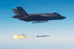 Tsahal estime qu'elle ach�vera ses frappes sur la quasi-totalit� des bases militaro-industrielles iraniennes dans les prochains jours