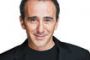 Elie Semoun: "Pour être élu, il faut être raciste" - © DHNet.be