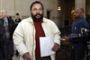 L'humoriste Dieudonné condamné à deux mois de prison pour son commentaire sur Charlie Hebdo - © Radio-Canada | Arts et spectacles