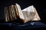 Le Codex Sassoon, la plus ancienne Bible hébraïque quasi-complète, exposé en Israël - © Times of Israel