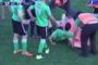 Les brancardiers font tomber le blessé (VIDEO) - © DHNet.be