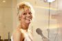 Pamela Anderson s'allie avec un rabbin orthodoxe pour dénoncer le porno - © Slate .fr