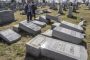 Plus de 100 tombes juives vandalisées dans un cimetière de Philadelphie - © Radio-Canada | Nouvelles