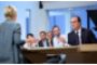 Quand François Hollande explique la différence entre Charlie Hebdo et Dieudonné - © LCI.fr - Politique