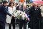 Recueillement devant le Musée Juif pour Milquet et son homologue français - © DHNet.be