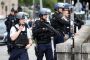 Un terroriste attaque des policiers avec un marteau à la cathédrale Notre-Dame - © Juif.org