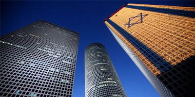 Tour Azrieli Sarona. Majestueux building de 53 étages à Tel Aviv.