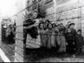 Enfants dans le camp d'Auschwitz - 1940-1945 - &copy; YouTube