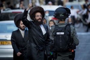 Une organisation caritative ultra-orthodoxe bas�e aux �tats-Unis a r�colt� plus de 130 millions de dollars pour des �tudiants de y�chiva haredim �chappant au service militaire